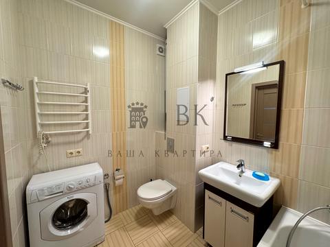 квартира за адресою Авіаконструктора Ігоря Сікорського вул. (Танкова), 1-Б