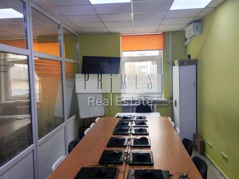 коммерческая по адресу Академика Глушкова просп., 31