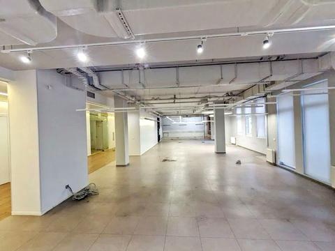 комерційна за адресою Спаська вул., 5