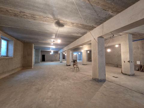 комерційна за адресою Кардинала Любомира Гузара вул., 49