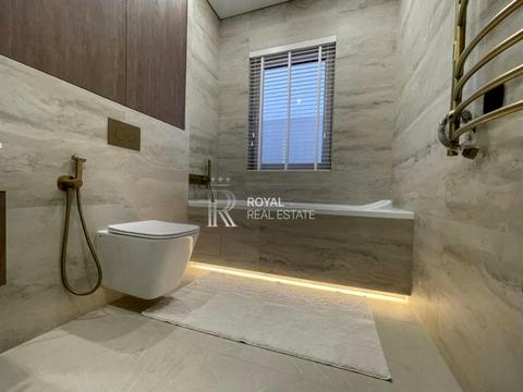 будинок за адресою Соборна вул. (), 1