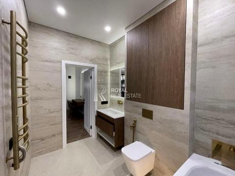 будинок за адресою Соборна вул. (), 1