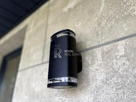 будинок за адресою Соборна вул. (), 1