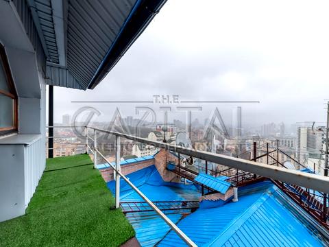 комерційна за адресою Павлівська вул., 18