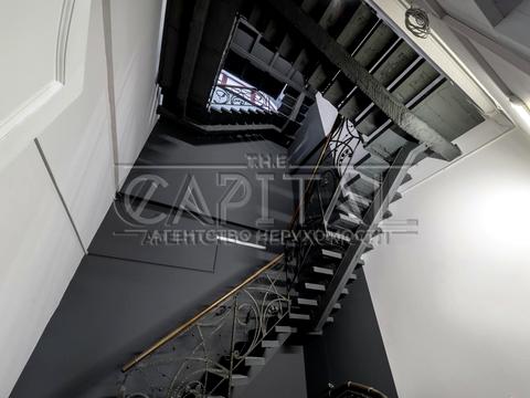 комерційна за адресою Павлівська вул., 18