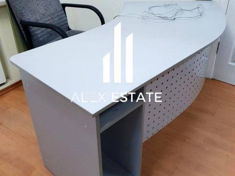 комерційна за адресою Академіка Чекмарьова вул., 2