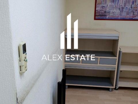 комерційна за адресою Академіка Чекмарьова вул., 2