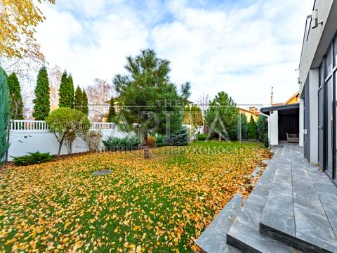 будинок за адресою зоряна