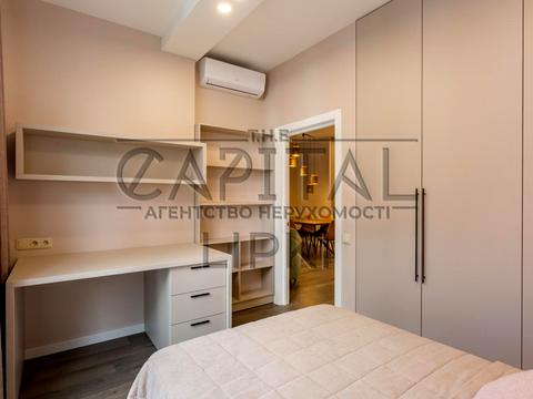 квартира по адресу Андрея Верхогляда ул. (Михайла Драгомирова), 15