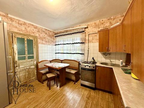 будинок за адресою Миру