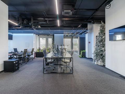 коммерческая по адресу Антоновича ул. (Горького), 74-78