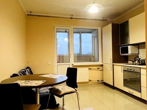 квартира за адресою Феодосійський пров., 14-А