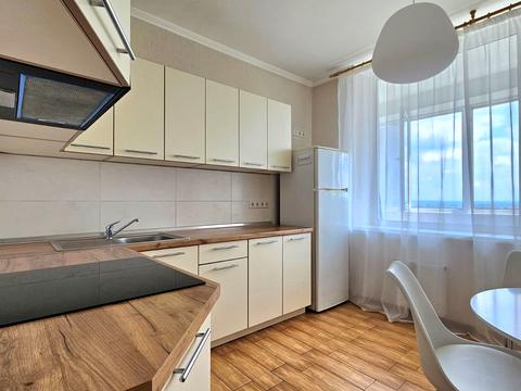 квартира за адресою Дніпровська набережна вул., 26-А