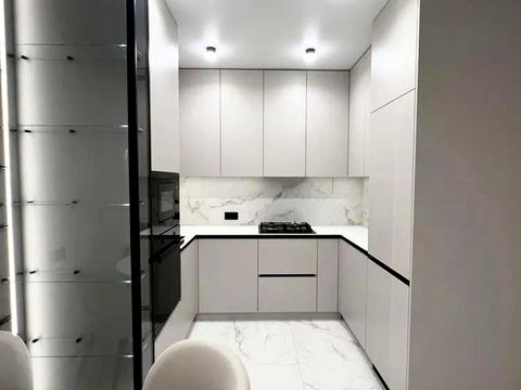 квартира по адресу Угорская ул., 12