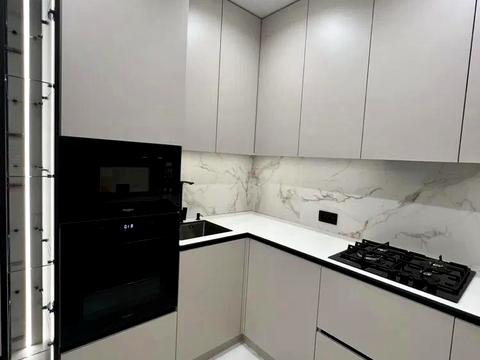 квартира по адресу Угорская ул., 12