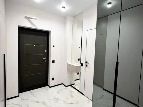 квартира по адресу Угорская ул., 12