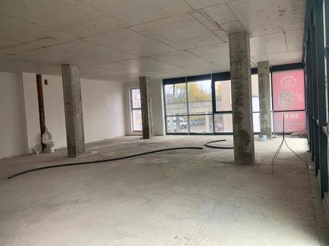 комерційна за адресою Вовчинецька вул., 187