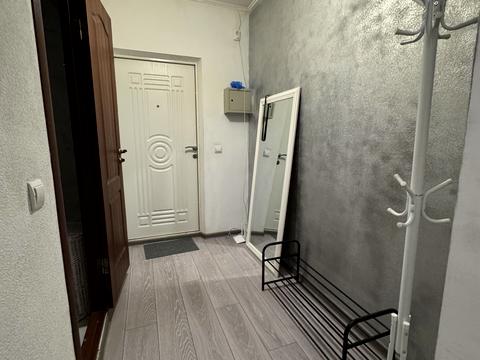 квартира за адресою Софії Русової вул., 7