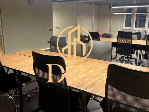 комерційна за адресою Ділова вул. (Димитрова), 2-Б