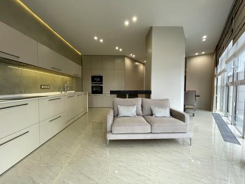 квартира за адресою Андрія Верхогляда вул. (Михайла Драгомирова), 20