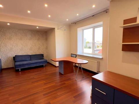 будинок за адресою Петра Лещенка вул. (Комінтерну)