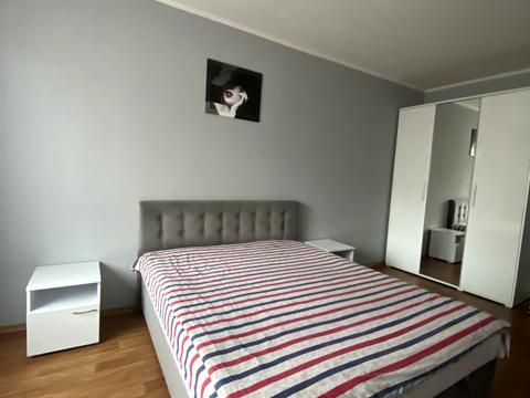 квартира за адресою Бориса Гмирі вул., 12-Б