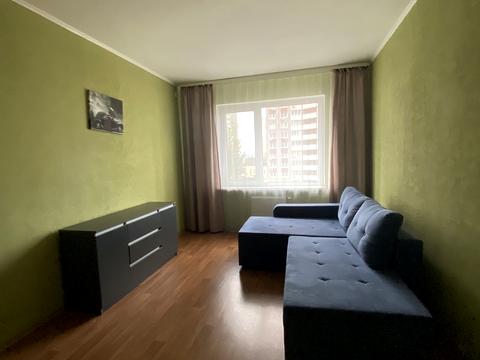 квартира за адресою Бориса Гмирі вул., 12-Б