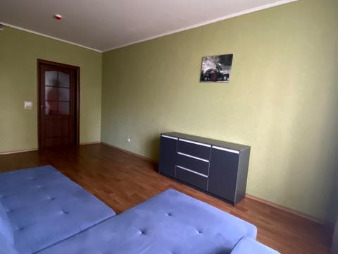 квартира за адресою Бориса Гмирі вул., 12-Б