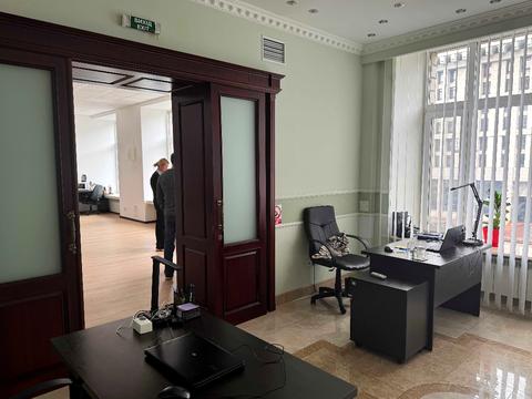 коммерческая по адресу Крещатик ул., 7/11