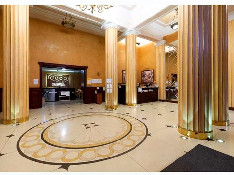 коммерческая по адресу Крещатик ул., 7/11