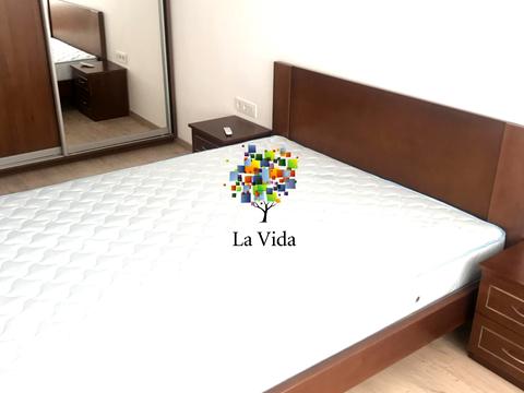 квартира по адресу Олександра Олеся ул., 6-Б