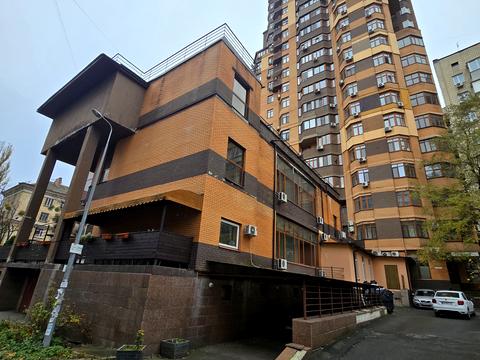 квартира за адресою Коперника вул., 12-Д