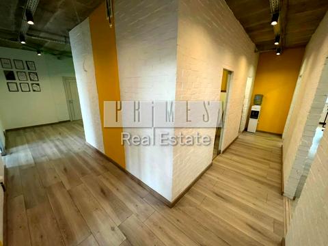 комерційна за адресою Василя Тютюнника вул. (Анрі Барбюса), 37/1