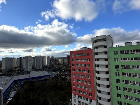 квартира за адресою Василя Симоненка вул., 107