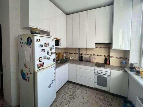 квартира за адресою Домобудівельна вул., 5