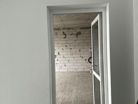 коммерческая по адресу Машинобудівників ул., 16