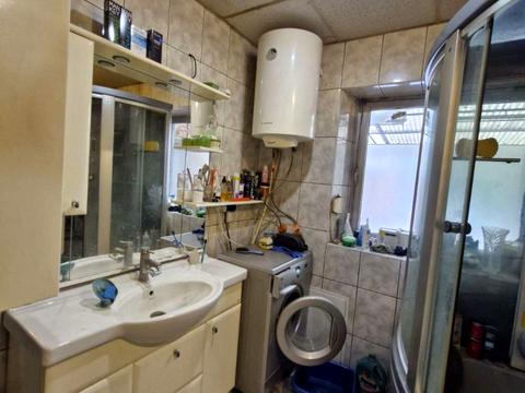 будинок за адресою Кавказька вул., 1