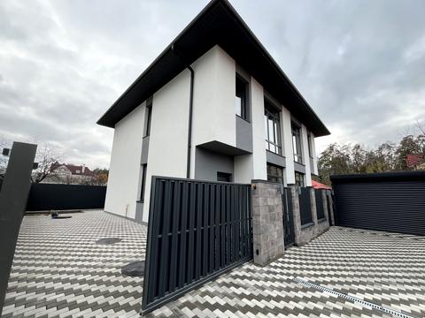 будинок за адресою Івана Багряного вул.