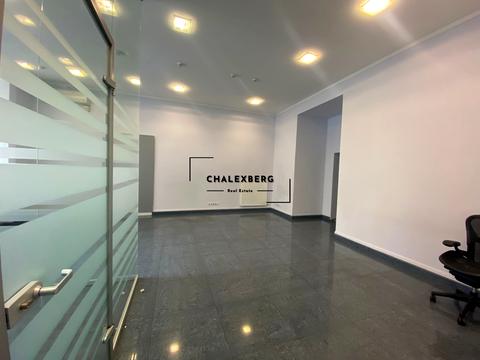 комерційна за адресою Музейний пров., 4