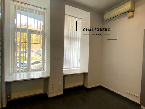 комерційна за адресою Музейний пров., 4