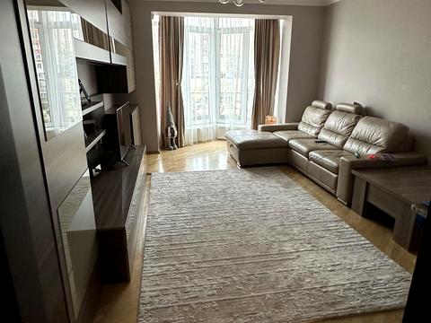 квартира по адресу Антоненко-Давыдовича ул., 8а