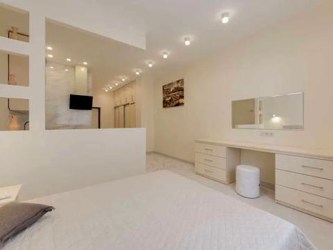 квартира за адресою Андрія Верхогляда вул. (Михайла Драгомирова), 14-А