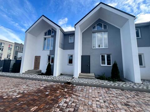 будинок за адресою Богдана Хмельницького вул.