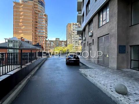 коммерческая по адресу Василия Тютюнника ул. (Анрі Барбюса), 28-А