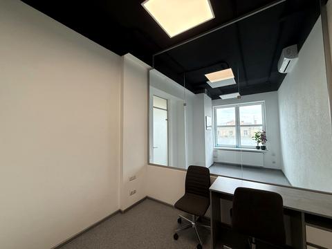 комерційна за адресою Дмитра Яворницького просп. (Карла Маркса), 72-Б