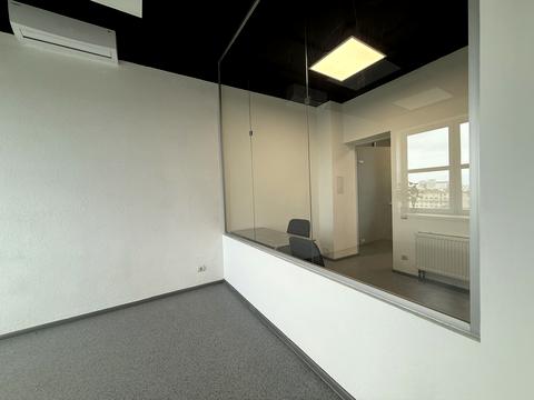 комерційна за адресою Дмитра Яворницького просп. (Карла Маркса), 72-Б