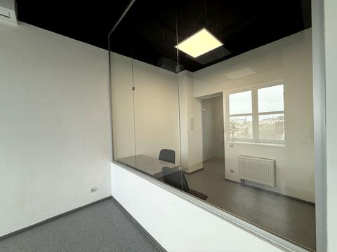 комерційна за адресою Дмитра Яворницького просп. (Карла Маркса), 72-Б