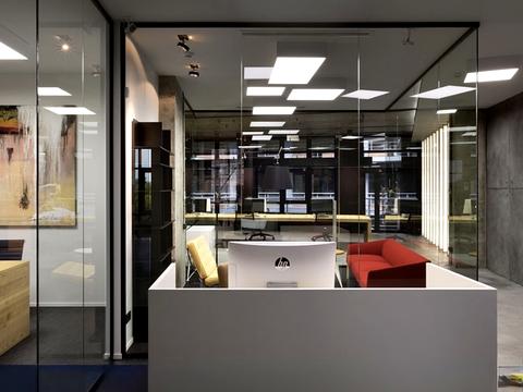 коммерческая по адресу Евгения Коновальца ул. (Щорса), 36д