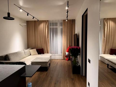 квартира за адресою Червоної Калини просп., 56а