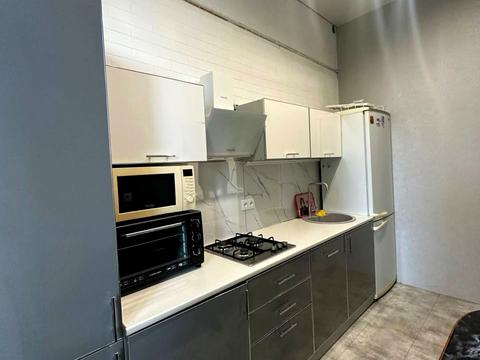 квартира за адресою Середня вул., 45